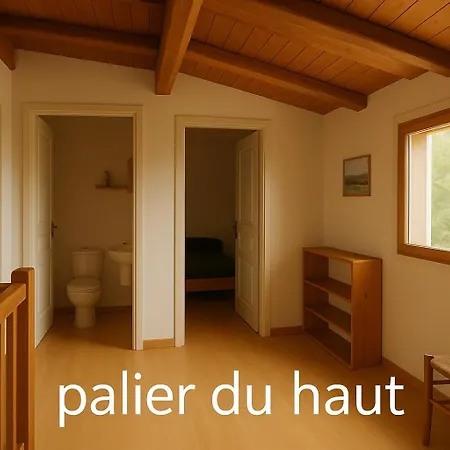 Semesterbostad Maison De Hameau De La Grande Baie A 200m De La ! *
